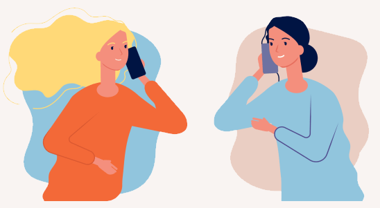 Telefonda konuşan iki kadın